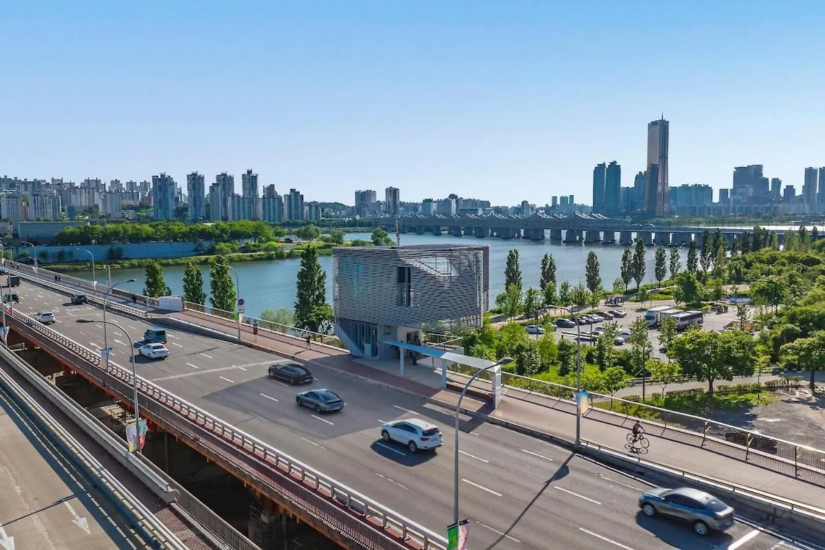 Sky Suite Hangang Bridge Seoul South Korea